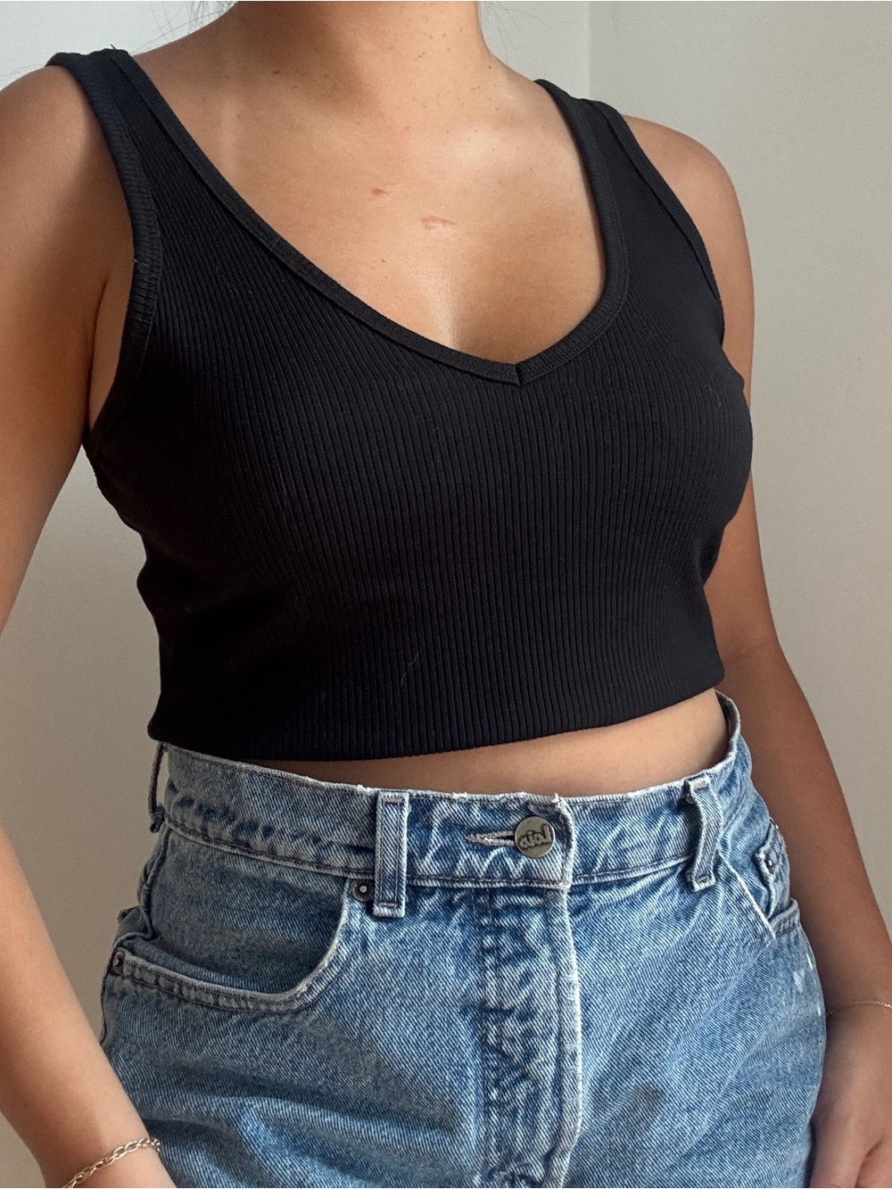 Garage Black Ribbed V-Neck Crop Tank